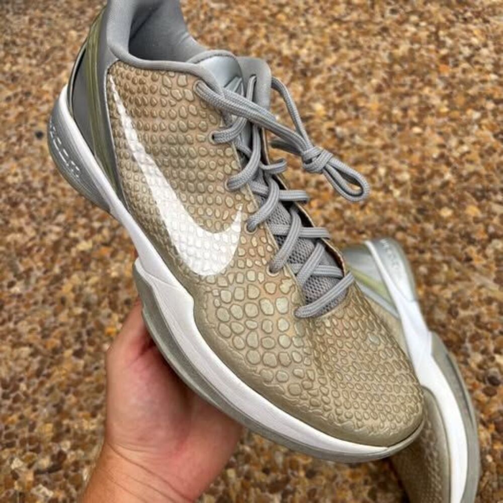 2011 Nike Zoom Kobe 6 Metallic Silver White Shoes Mens Size 12 429659-012